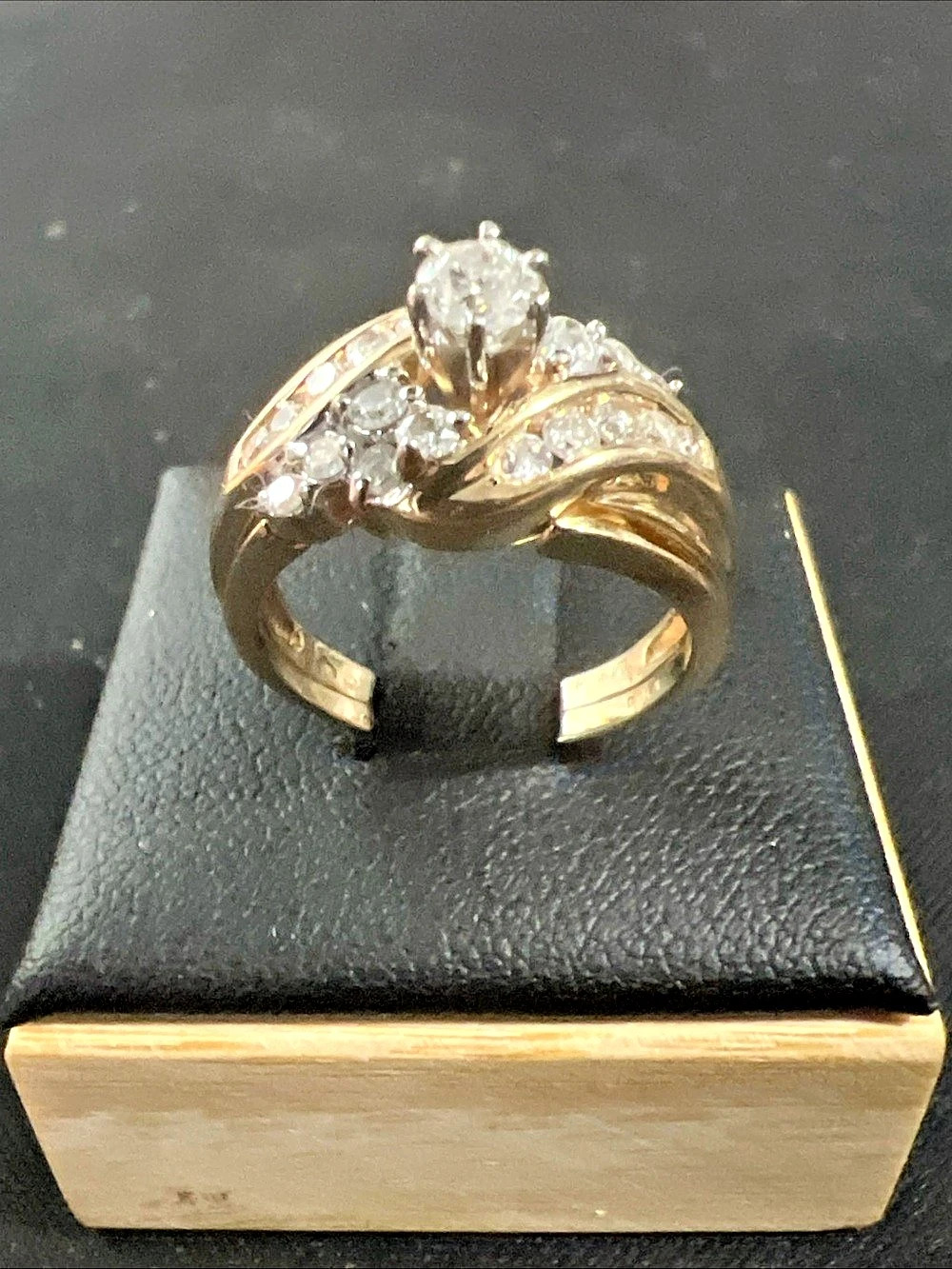 14K Yellow Gold Diamond Bypass Cluster W/Center Round Cut Solitaire Ring Sz 6